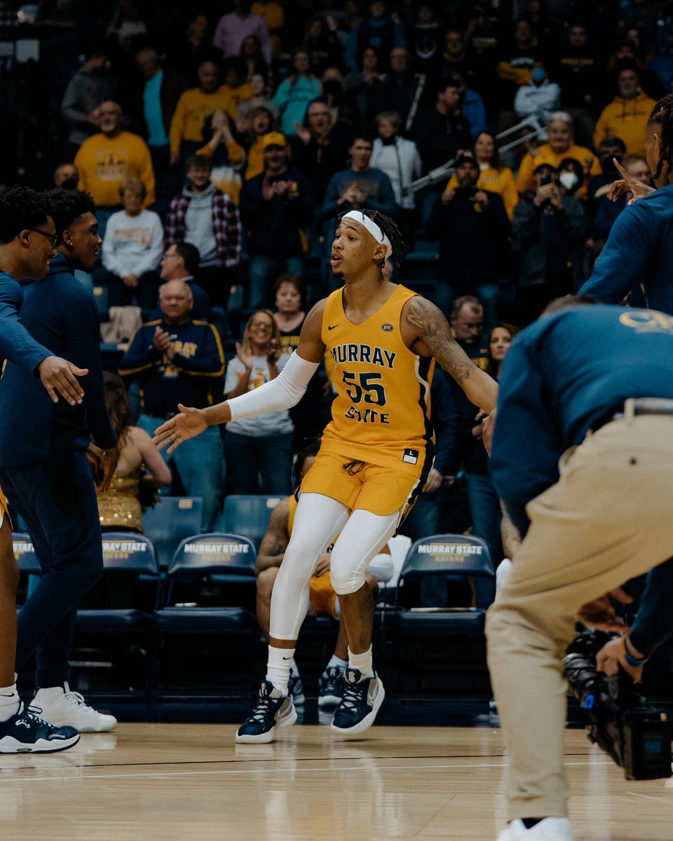 RacersHoops's tweet photo. A great night in The Bank! Thank you to all the fans that came out tonight!
#GoRacers
(Photos by @rfuranko) https://t.co/yGrh7T7avI