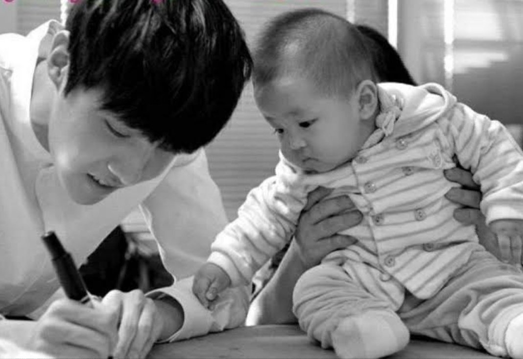 SUPERSTARJMN's tweet photo. #HOSEOK being the most kindest person in the world ; a heart warming thread https://t.co/3bNmwPKK5H