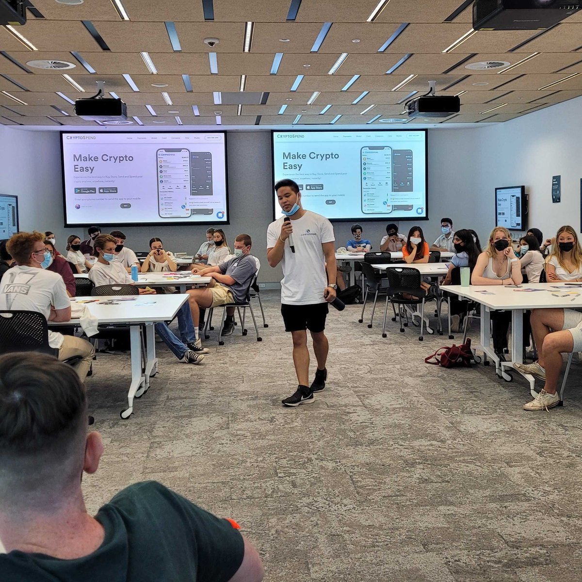 WayexOfficial's tweet photo. We had an awesome time this week at UTS Orientation! It was great chatting with the students at UTS about how CryptoSpend started while also educating them on all things crypto!

@UTSEngage @UTSStartups https://t.co/Ev1ALoqVeG