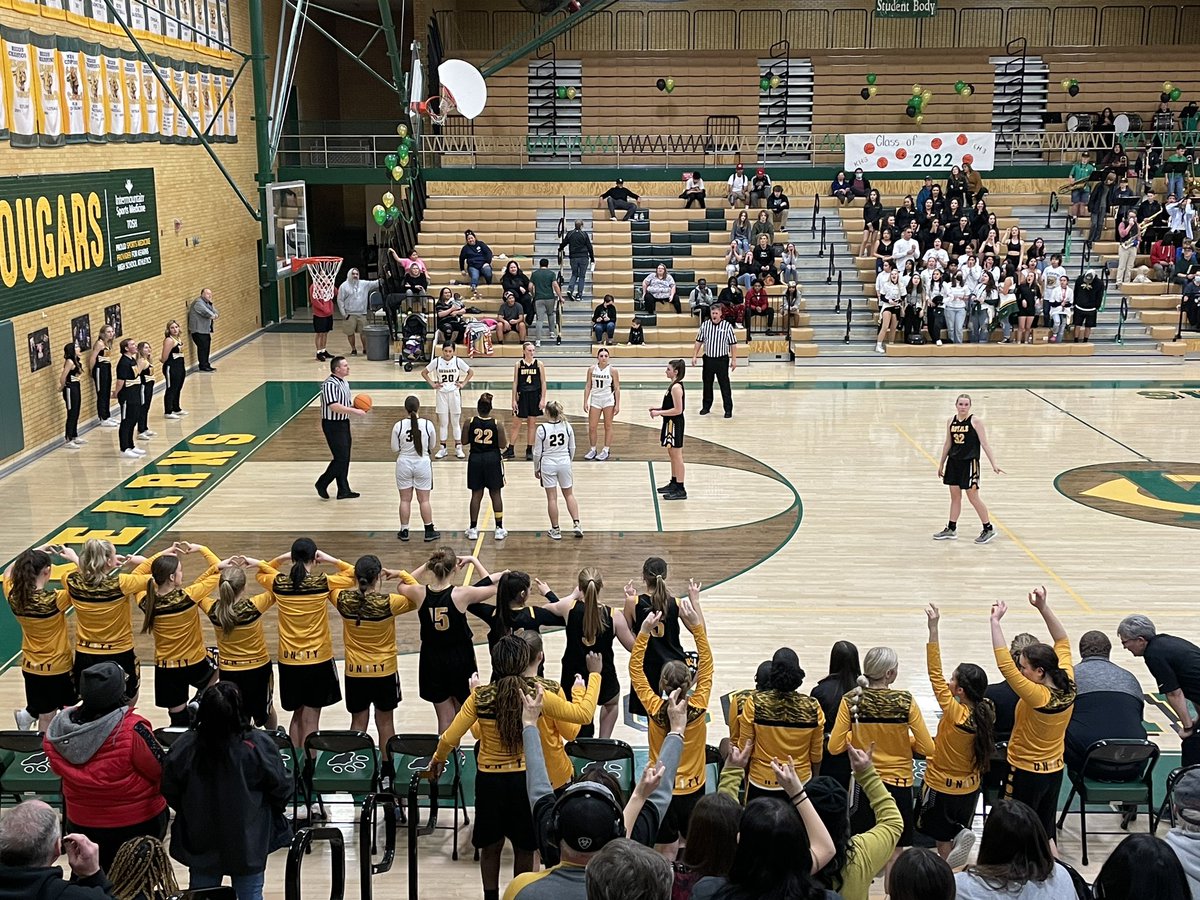 A huge win in double over time! Way to play tonight, Royals! 
VARSITY ⚫️ RHS 44 - 43 Kearns
JV ⚫️ RHS 28 - 39 Kearns
Soph ⚫️ RHS 35 - 56 Kearns 
🦁🏀 #rhs #royhigh #girlsbasketball #highscholl #highschoolball #femaleathlete #goroyalsgo #unity