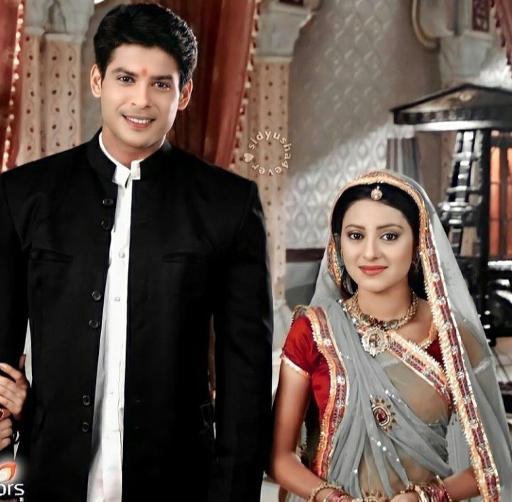 How adorable this pic is♥️
Shiv-Anandi...

#SidharthShukla #SidHearts <a href="/sidharth_shukla/">Sidharth Shukla</a>