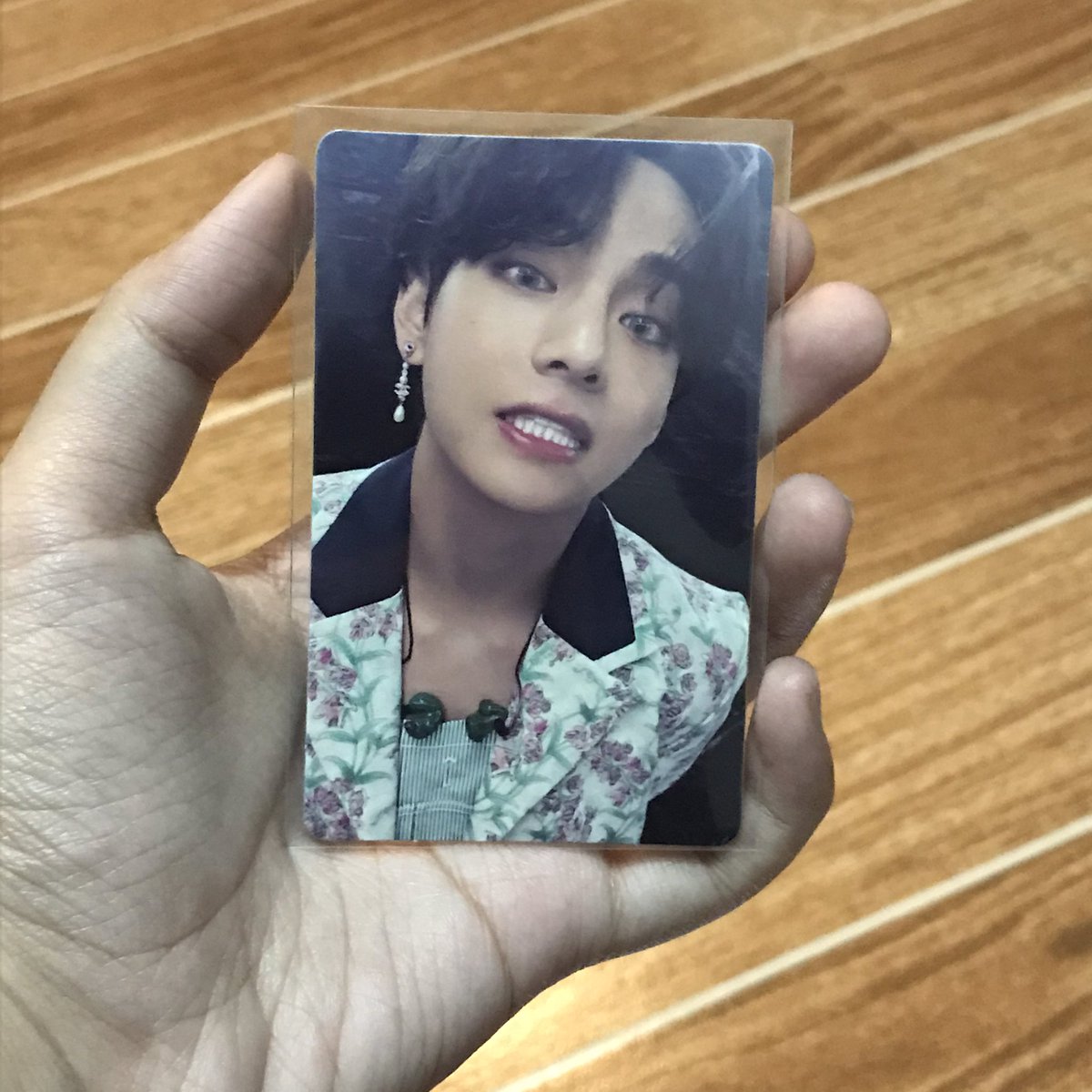 vantaggukart's tweet photo. WTS LFB PH 

MOTS SE TAEHYUNG PC DVD

💸: 2,200/ PAYO: 2,000

- good condi 
- 3 days reservation 
- payo prio
- can send video thru DMs

rfs: need funds :((

📍QC
🛵: ggx 
mop: GCASH 

🏷 taehyung pc mots dvd bts v bts inner child wts lfb https://t.co/gdyM4gkq1I