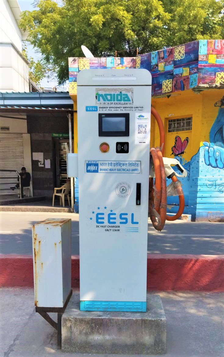 CeoNoida's tweet photo. .@noida_authority has aligned its efforts towards cleaner energy alternatives and is proud to announce that 69 public charging stations compatible with all types of vehicles with different charging capacities have been installed for #ElectricVehicles in Noida. https://t.co/QoB8uFkq8a