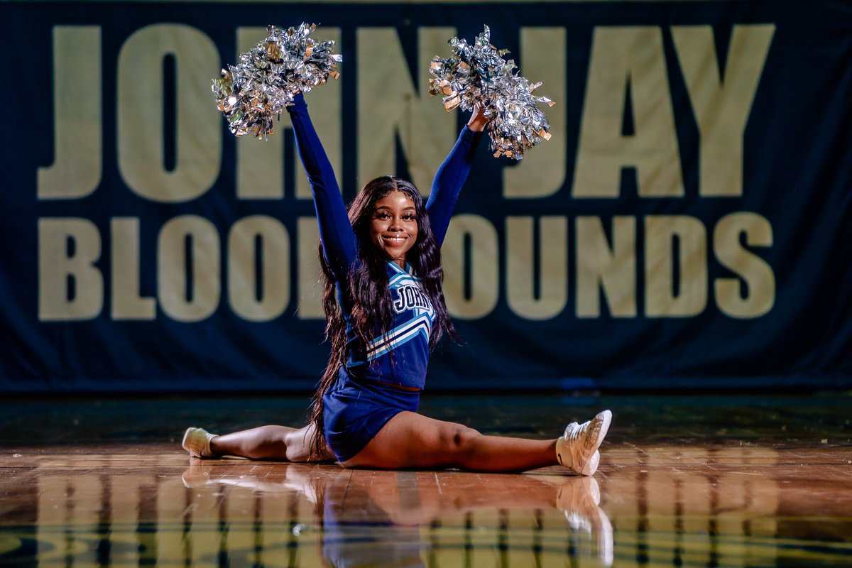 JJayAthletics's tweet photo. #GoBloodhounds #MyJohnJay #JohnJayCollege #CUNYAC #whyd3 #ncaadiii #d3cheer https://t.co/j2O3qji4am