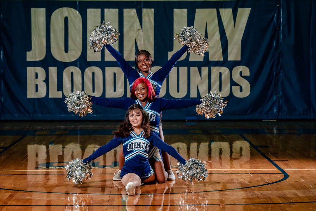 JJayAthletics's tweet photo. #GoBloodhounds #MyJohnJay #JohnJayCollege #CUNYAC #whyd3 #ncaadiii #d3cheer https://t.co/j2O3qji4am
