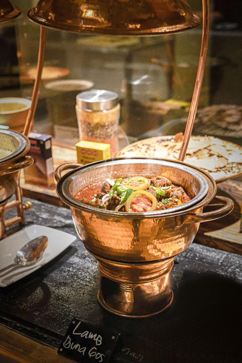 Look at the sensuous delight of Indian authentic food Lamb Bunagos!
A fairly dry curry of meltingly soft lamb in a highly spiced rich sauce of tomatoes, onions, and garlic await you at Cafe Gran Via!
Try out the food &amp; other cuisines with a Buy 1 Get 1 Brunch at Cafe Gran Via