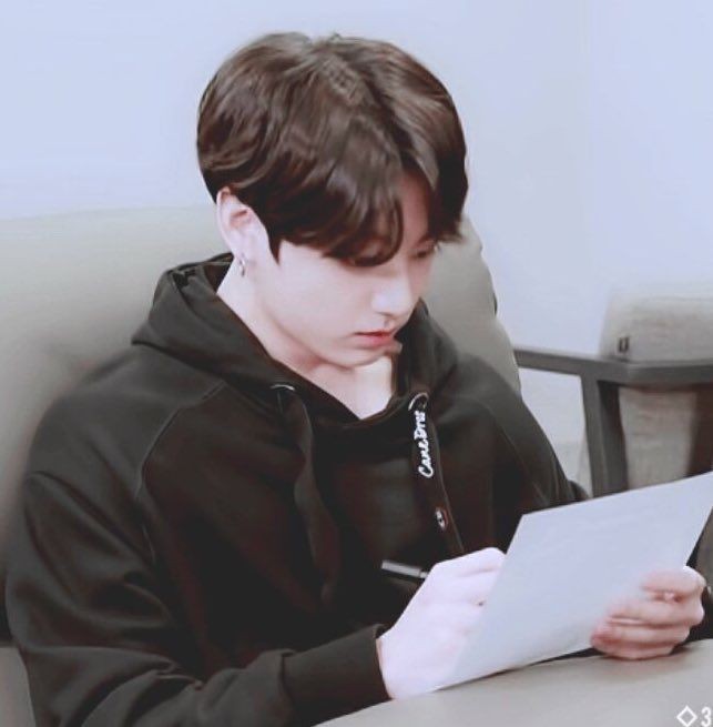 flowervks's tweet photo. Taekookau jungkook and taehyung are going to be married for their parent's business. But what happens when taehyung becomes jungkook's new TA in university. Stolen glances and subtle smiles are exchanged. https://t.co/5ebdw9DFtJ