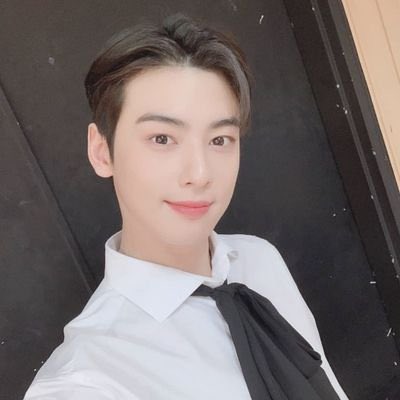 ASTRO チャウヌ AAF 💫 220218 新しくなってる🥰 横顔も最高に好き🥲 #차은우 #CHAEUNWOO