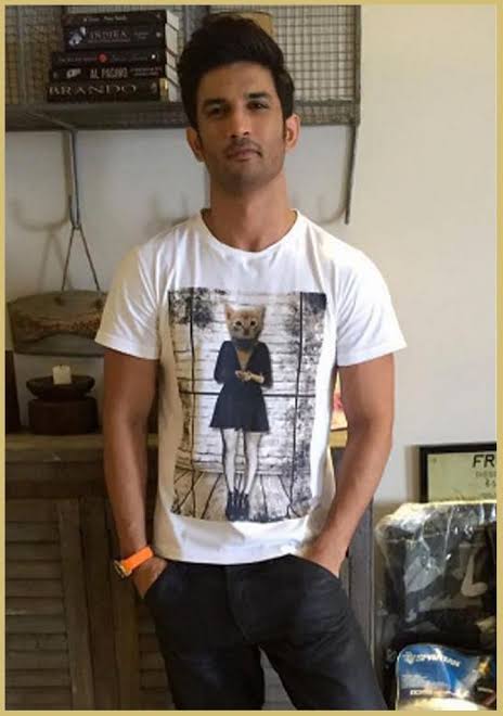 geet_ssrforever's tweet photo. Mumbai is the city where SSR based himself and this the city from where our beloved SSR taken away from his loved ones so now  let's raise our voice to the top and demand justice for SSR so
Mumbai SSRians Roar 4 SSR https://t.co/XKLYkmAq9L