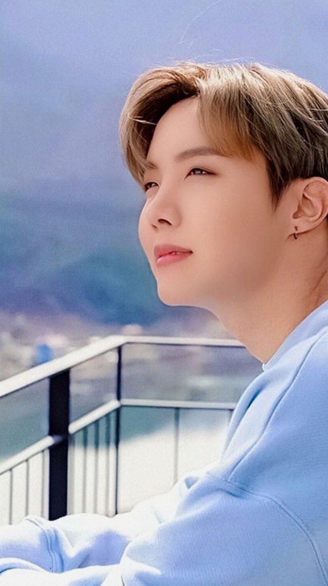 Jin1204_Mamurin's tweet photo. J-HOPE
happybirthday🐿🐿
素敵な一年を過ごしてください💜
あなたの笑顔はみんなを幸せにします🤗
I’m voting for #BTSARMY for #BestFaArmy at the #iHeartAwards @BTS_twt https://t.co/CnmLUBZ42w