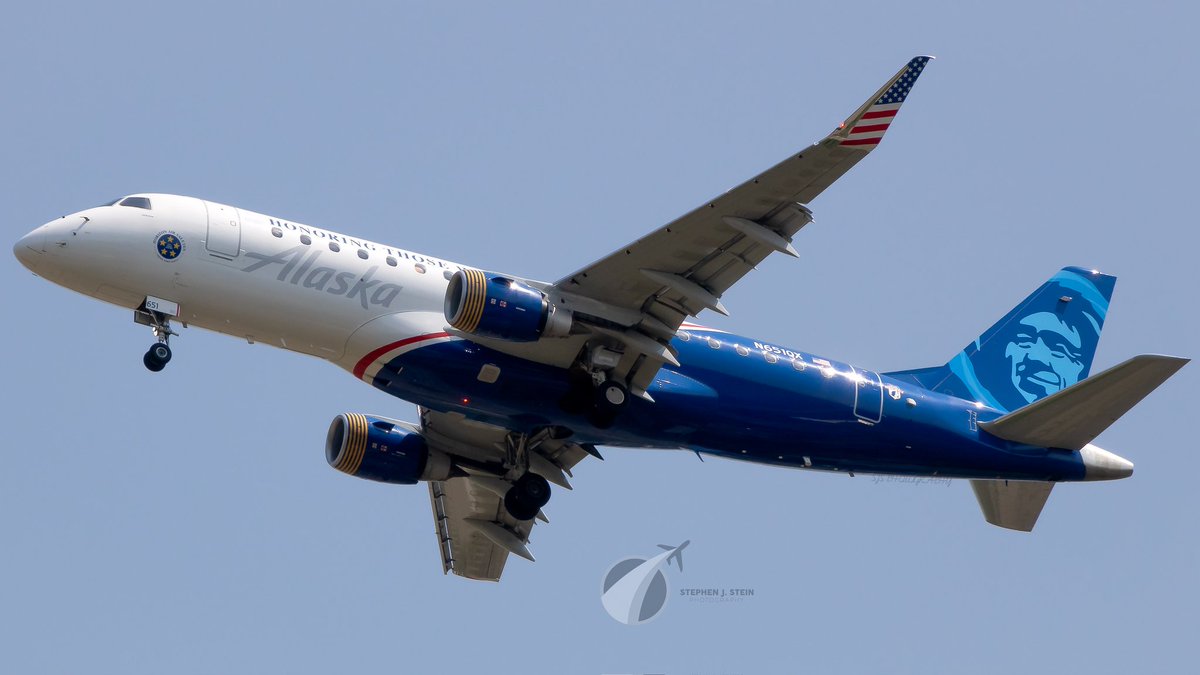 Alaska Airlines <a href="/AlaskaAir/">Alaska Airlines</a> Embraer <a href="/embraer/">Embraer</a> ERJ-175 with the special 'Honoring Those Who Serve' livery landing in Minneapolis <a href="/mspairport/">MSP Airport</a> from Portland <a href="/flypdx/">FlyPDX</a> #alaska #alaskaair #alaskaairlines #honoringthosewhoserve #speciallivery #embraer #embraerlovers #erj175