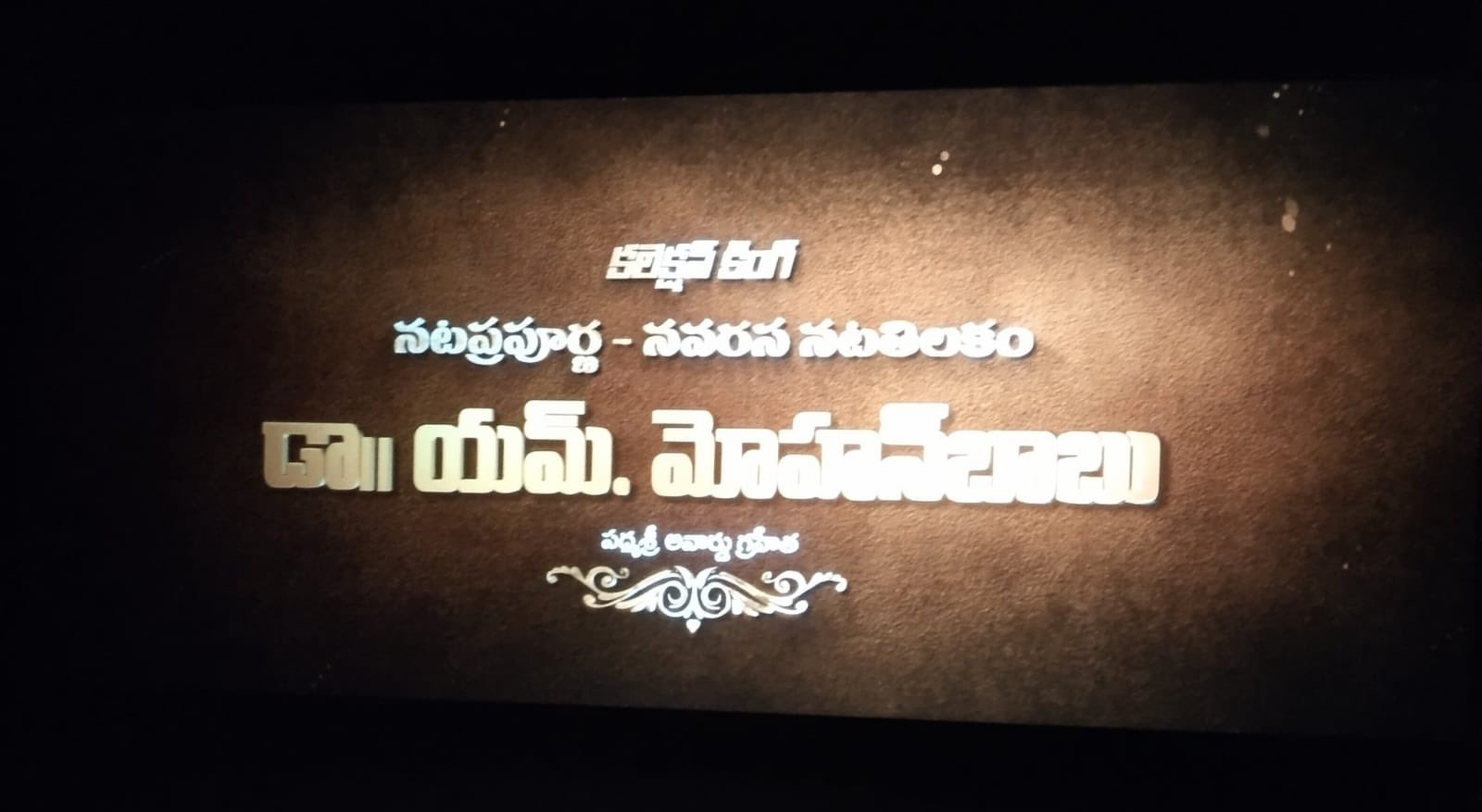 FL2vQ8uWYB8Px-R?format=jpg&name=large