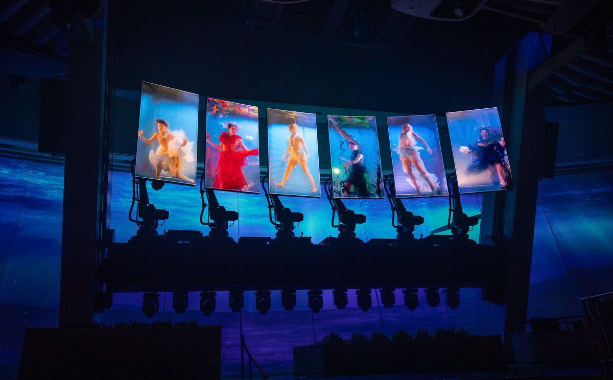 NickWeirShowbiz's tweet image. 36 axes #AdvancedRobotics + Live Performance Capture + ultra HiRez Video Playback = #two70 on #OdysseyoftheSeas. We take great pride in pushing all limits and boundaries in Entertainment. Stay tuned…