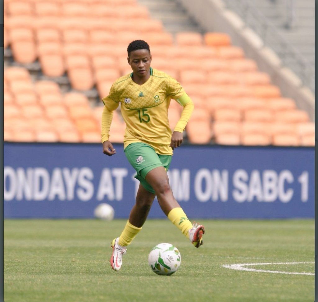fifinhojane's tweet image. Matchday It Is...
#AWCON QUALIFIER 🇿🇦RSA Vs Algeria..
🕒 15h00
🏟️ Orlando Stadium
📺 SABC Sport Channel 4 on DTT, Open View 124 and SABC 1
🌐TelkomONE

#AO1 #BanyanaBanyana #LetGoLetGod #LetGodLead