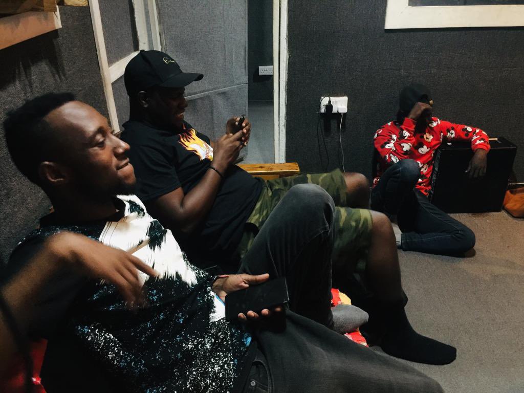 Wakazi's tweet photo. Studio life… @ MV09 Records with @Cjamoker #JrJunior #SniperFlowz @TNendeze & Ommy Daddy.
#MovesContinue #Workethic https://t.co/B6fpO3vwgr