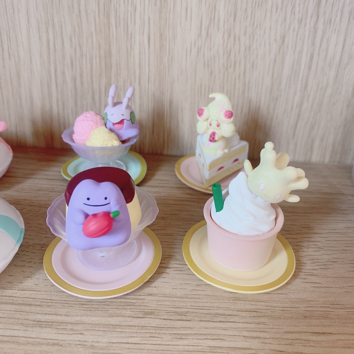 honara05021's tweet photo. ポケモン
yummy！スイーツマスコット集めてきました✨

 #ポケモン
 #ガチャガチャ
 #メタモン
 #ヌメラ
 #マホイップ
 #マホミル https://t.co/TSHpcccTVk