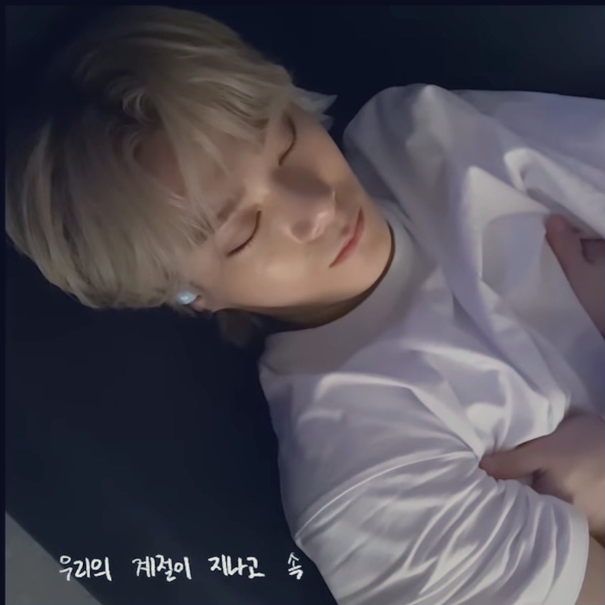 moonbin_jelly's tweet photo. 자는 문빈만 보면 괴로운 사람 …….. https://t.co/LlTDlZc2RT