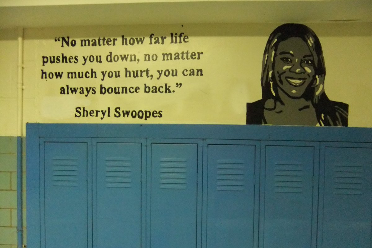 CoachBWhite7's tweet photo. #WakeUpWinning #HighSchoolHallways #Resilience inspiration is everywhere….#FalconEyes #FalconFriday #CaptureTheMoment Can anyone name the High School Hallway? https://t.co/mu7HzWkovy