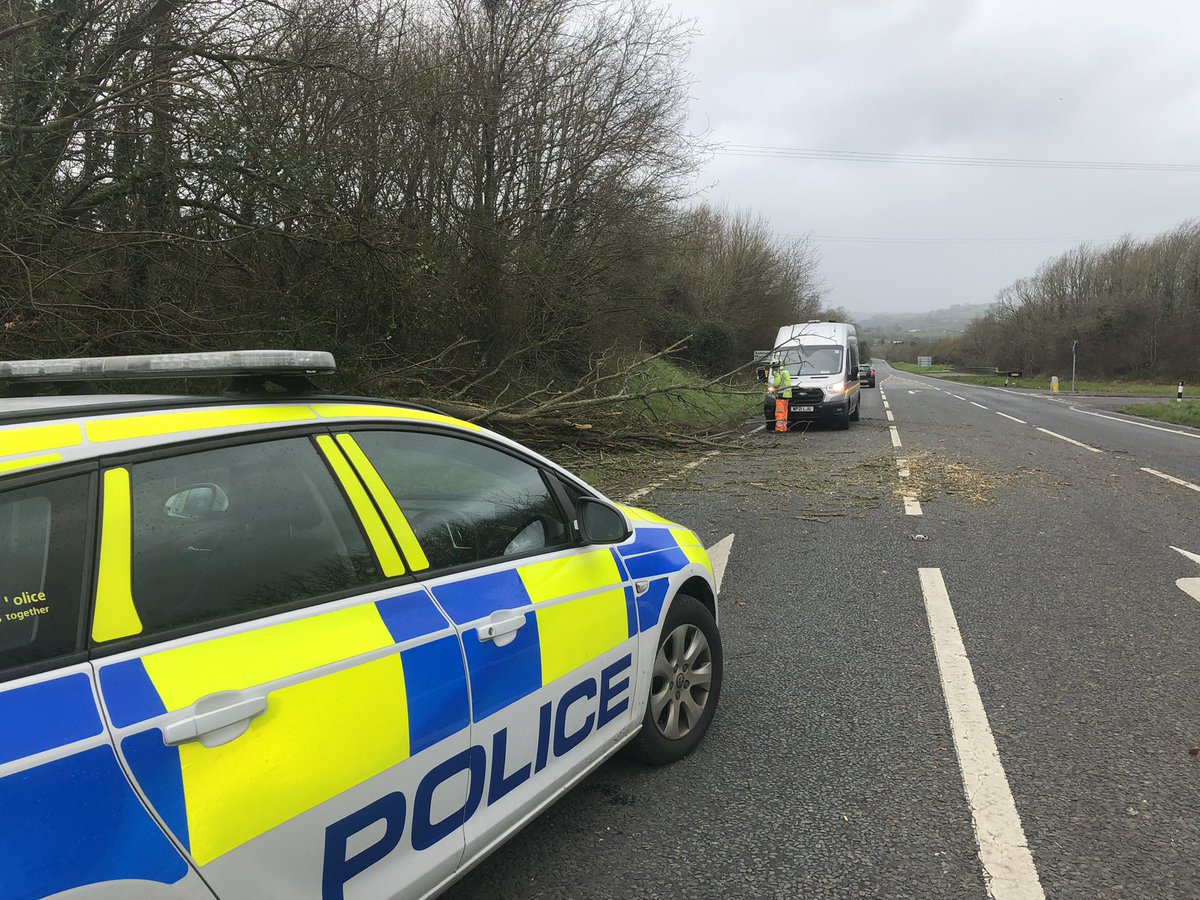 #StormEunice #A35 #Axminster road now clear thank you for the fast response of <a href="/HighwaysSWEST/">National Highways: South-West</a>