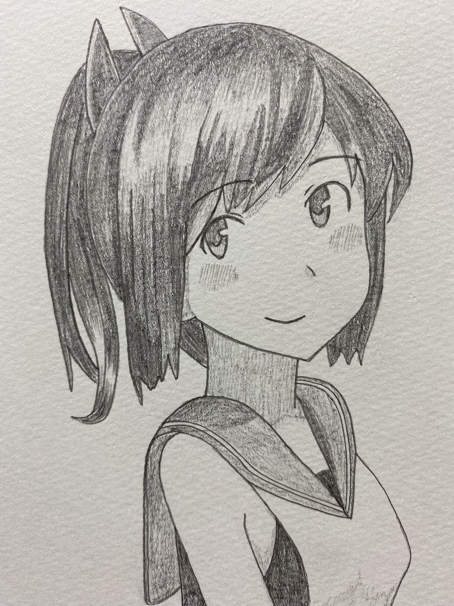 しおいさんの途中絵です。
最初は雰囲気で描いてみて、次に線を濃くしつつ色を塗りました。
しおいさんは以前描いたことがあるのですが、今回は少し大人びた雰囲気に描いてみようと思い描いてみました!
今回も沢山のいいねリツイートリプライ等、本当にありがとうございます‼️😊✨ 