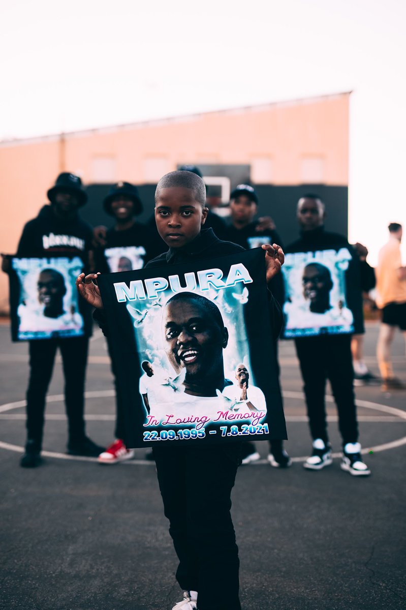 DBNGOGO's tweet photo. Khuza Gogo visuals OUT NOW ⚡️

@MPURAPUDI forever 🕊❤️

https://t.co/1tpeu2qjYq https://t.co/3K8CvsdtKf