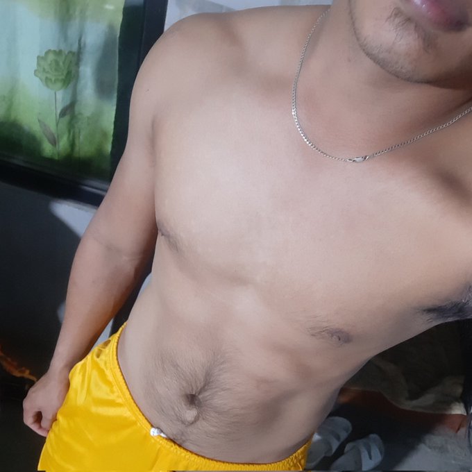 #NewProfilePic https://t.co/vjUGxIxdzw<a href="/tag/newprofilepic"class="tags">#NewProfilePic</a>