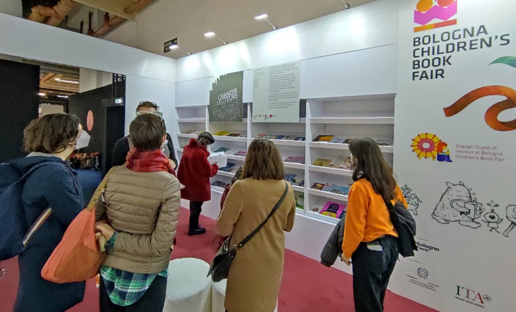 PubPerspectives (@pubperspectives) on Twitter photo Interview With Bologna’s Elena Pasoli: ‘The Response Is Amazing’ | <a href="/Porter_Anderson/">Porter Anderson</a> bit.ly/3gX2bSO <a href="/BoChildrensBook/">Bologna Children's Book Fair</a> <a href="/jacksthomas/">Jacks Thomas</a> | ‘The buzz and energy’ of Bologna Children’s Book Fair, Elena Pasoli says, is powered by publishers’ confirmations from 50 nations. Interview With Bologna’s Elena Pasoli: ‘The Response Is Amazing’ | <a href="/Porter_Anderson/">Porter Anderson</a> bit.ly/3gX2bSO <a href="/BoChildrensBook/">Bologna Children's Book Fair</a> <a href="/jacksthomas/">Jacks Thomas</a> | ‘The buzz and energy’ of Bologna Children’s Book Fair, Elena Pasoli says, is powered by publishers’ confirmations from 50 nations.