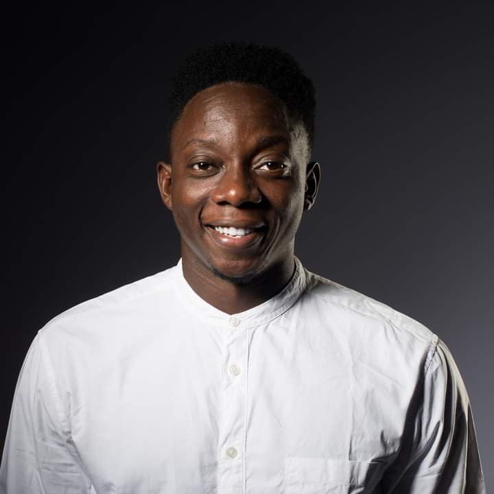 IgboHistoFacts's tweet photo. Meet, Ikechukwu Emmanuel Umeonyirioha.

He today made history as he becomes the first Igbo language lecturer at the University of Oxford. This will be the first time Igbo language will be taught at Oxford University. This is huge!

Let's Retweet to celebrate him https://t.co/ChVroVWn3t