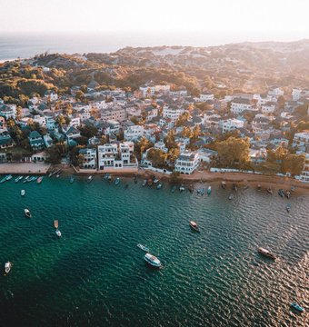 east_facts's tweet photo. FACT: Lamu town off the Kenyan coast is the best preserved Swahili settlement in East Africa. https://t.co/J18Ncs6S2v