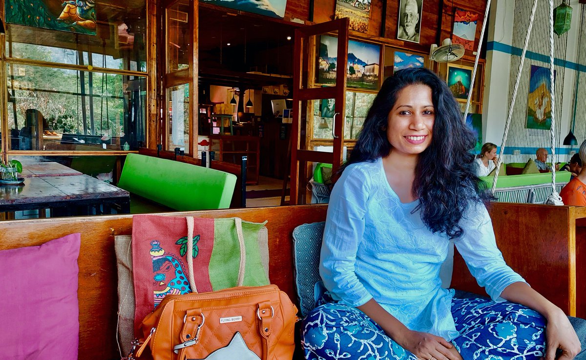 BloggerKashmira's tweet photo. One of the best things about traveling are the different kinds of people we meet. I am humbled by so many of you I met recently and added to my spiritual growth! Thank you to Radhika for this photo.❤ #blogger #bangaloreblogger #travelblogger #bloggersofindia #TamilNadu https://t.co/Y0UpXpu3T5
