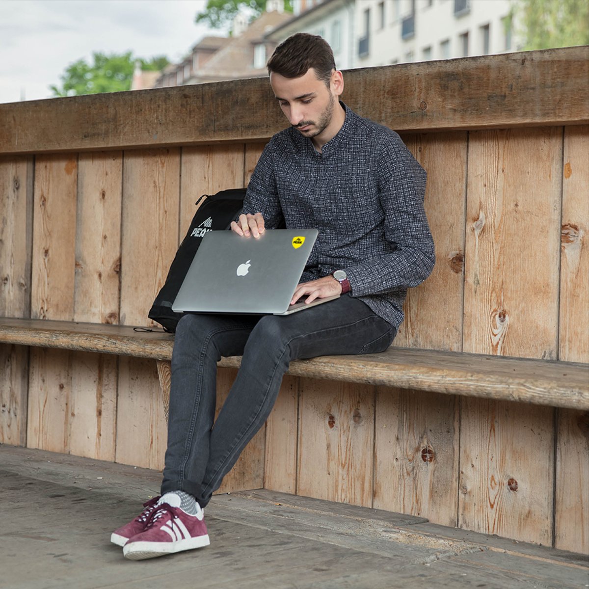 peax_ch's tweet photo. Janick erledigt seine Post auch mal ganz einfach von unterwegs! Und du?
https://t.co/dmvk2K144O
#remotework #epost #newwork #digitalerbriefkasten #peax https://t.co/qagA1DvOlp