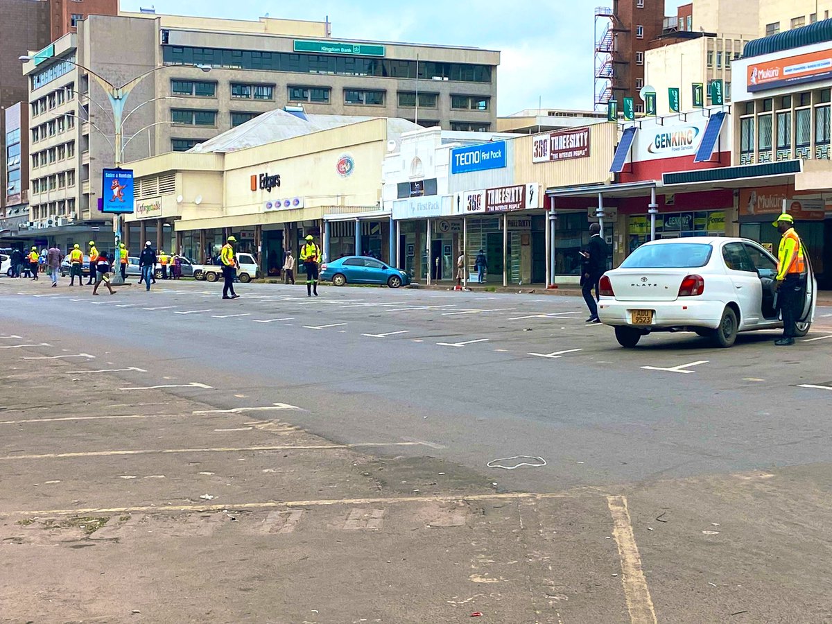 Operation “park your car elsewhere and walk” is in full swing ko Bulawayo. #IgymEbantwini