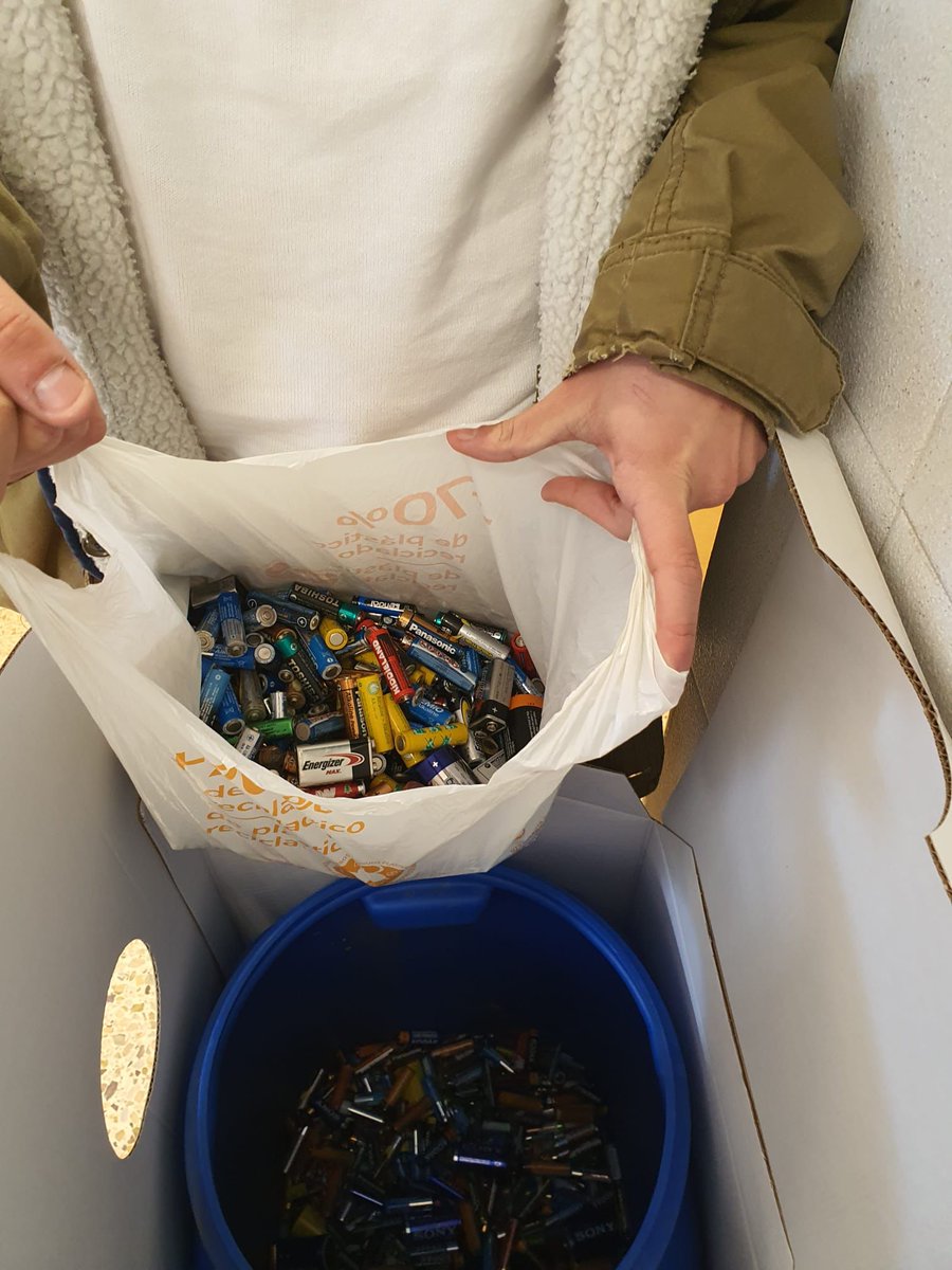 INS J. Rubió i Ors tweet media