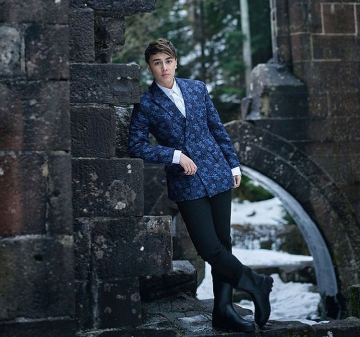 Waiting for your acting projects baby boy EDWARD THE LEADING MAN

EDWARD THE LEADING MAN

#EdwardBarber <a href="/Barber_Edward_/">Edward Barber</a>