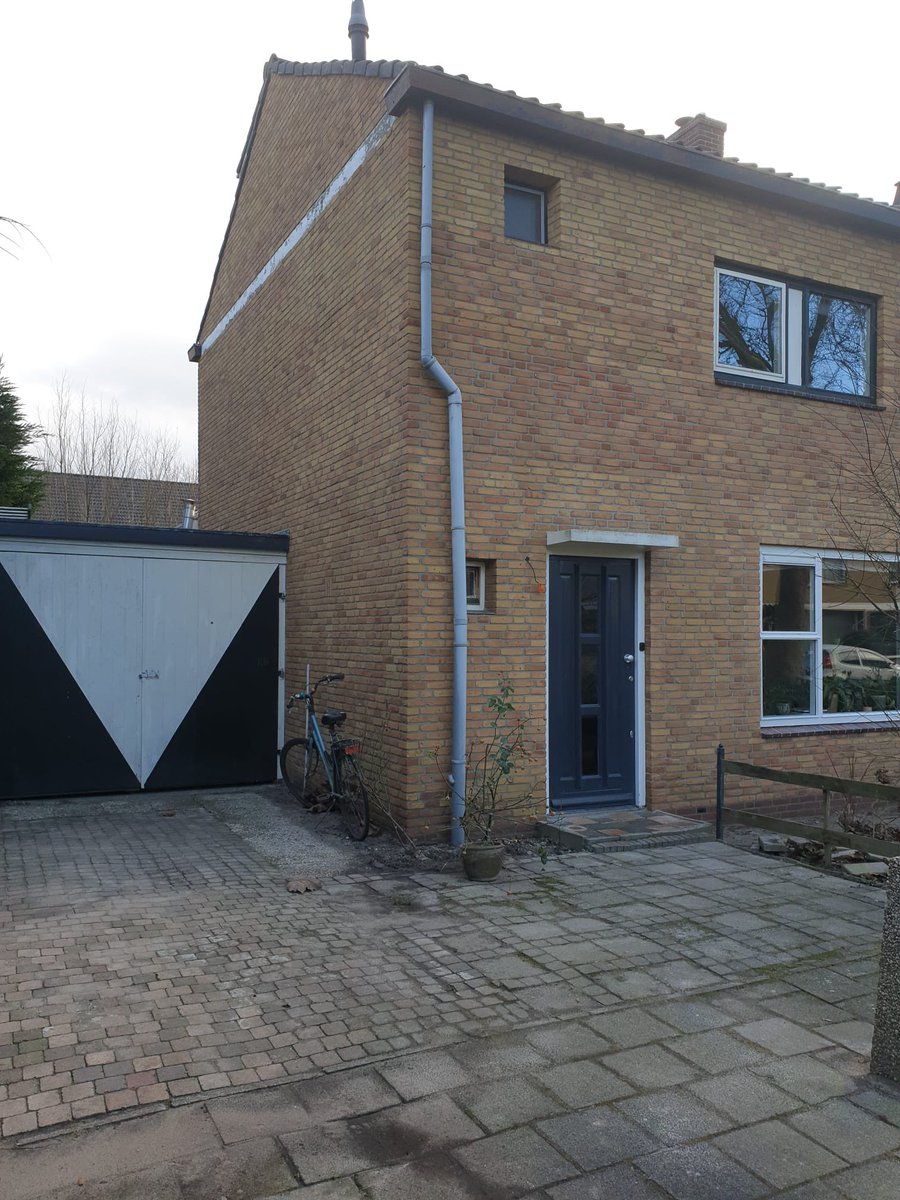 DeMoedtGevels's tweet photo. Bij deze woning aan de Druivenstraat in Naaldwijk hebben we enige tijd geleden de gevel volledig gereinigd!

#demoedtgevelspecialist #demoedt #gevelspecialist #gevelreiniging #gevelrestauratie #voegwerken #stoomcleanen #naaldwijk #westland https://t.co/5gjJh7lnUd