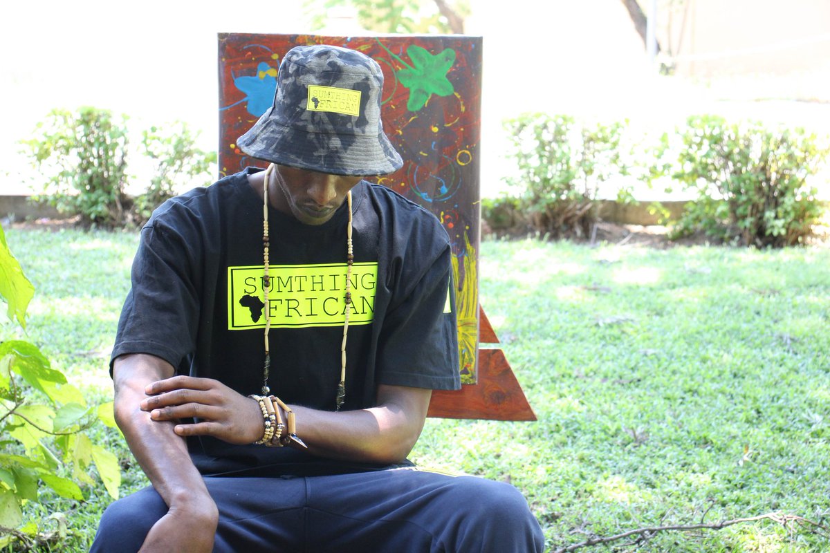 AfricanSumthing's tweet photo. Happiness is a day
It's called Friday!!
Grab your beautiful self... 

BWP200.00 T shirt 
BWP100.00 Bucket hat
BWP7.00 bracelet 
Model: @Extol Marumo 
📸: @Mr20K https://t.co/rpZQAvSfob