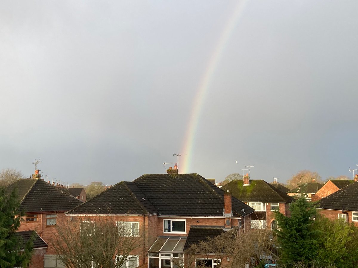markprdirect's tweet photo. Calm before the storm in Chester! #rainbow #StormEunice https://t.co/DFXuobee5s