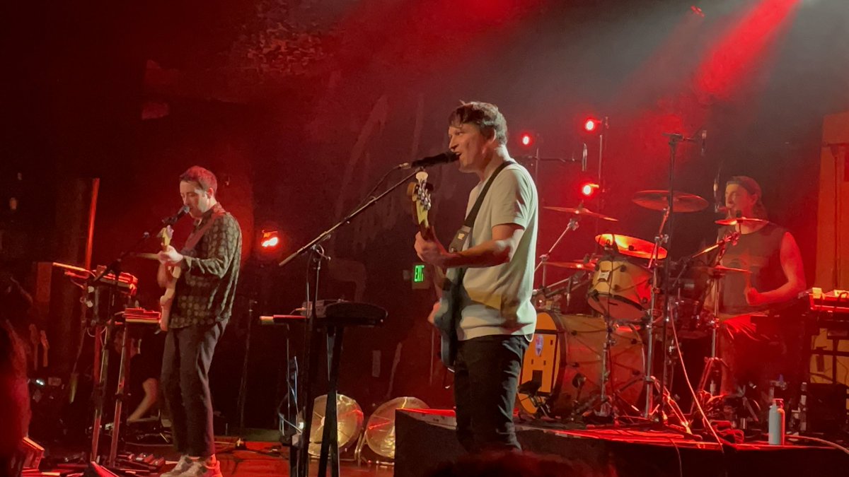 jocelynh413's tweet photo. @thewombats Thanks for a wonderful night!!!! Had a blast!! https://t.co/oE63vS7Wjf