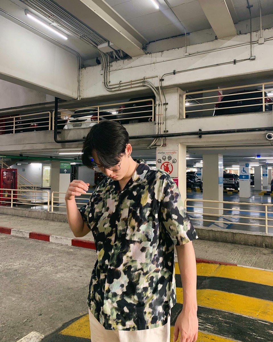 อาจไม่หล่อให้สาวเหลียว แต่กินเตี๋ยวให้สาวเลี้ยง 😎