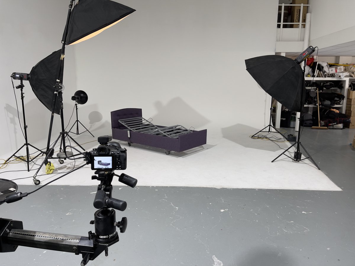 HarvestHealthUK's tweet photo. New Harvest Healthcare product shoot ๐ธ
Watch this space! ๐
For class-leading healthcare equipment, visit us at: https://t.co/9NPj58yf6Q
#harvesthealthcare #photography #photoshoot #healthcare #profilingbeds https://t.co/WPHGnjOpFg
