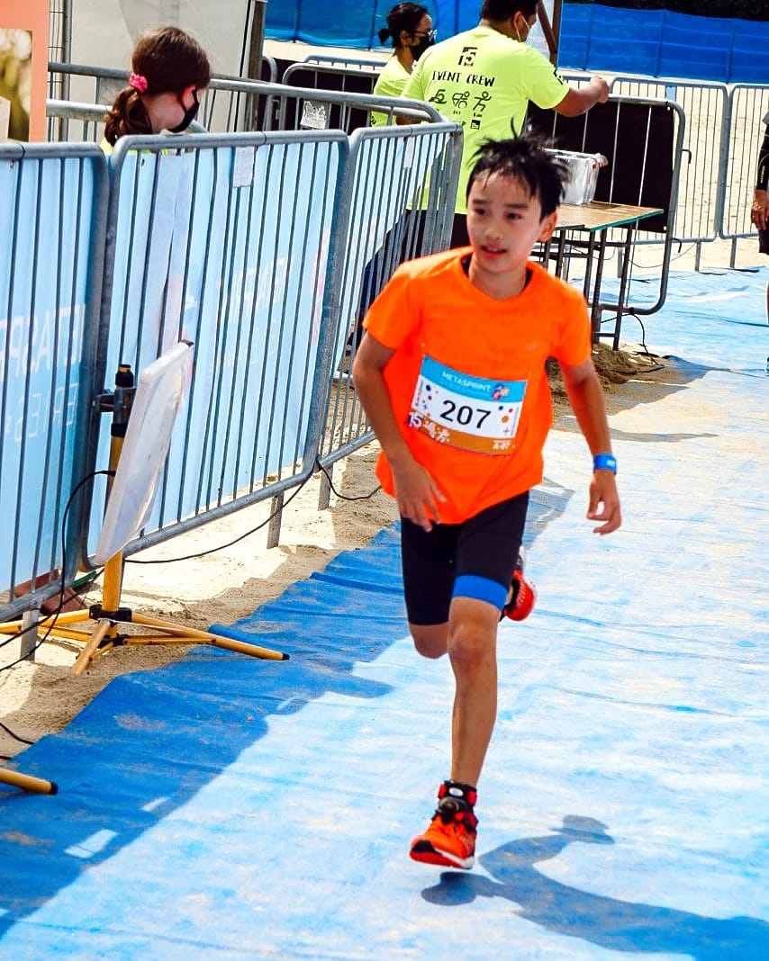 DCSG_Dulwich's tweet photo. #DCSG performed superbly at this weekend's Metasport #Aquathon race in Sentosa, clinching two top place trophies. We also finished as the top school in the club points score table, and Year 5 student even clinched 1st place in the 10-11 Male category! #LiveWorldwiseInAction https://t.co/0lPt7nnapR