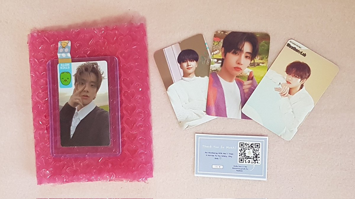 _ariixd's tweet photo. hii, @jk_K00KlE may umuwing pogi aaaa went home safely and was very well packaged. thank u sm! also for the freebies aaaa ang cute so much, thank u! mas madami pang pogi hihi, lots of love <3 

[#bananauyu_proofs] https://t.co/7wedtRgMtc