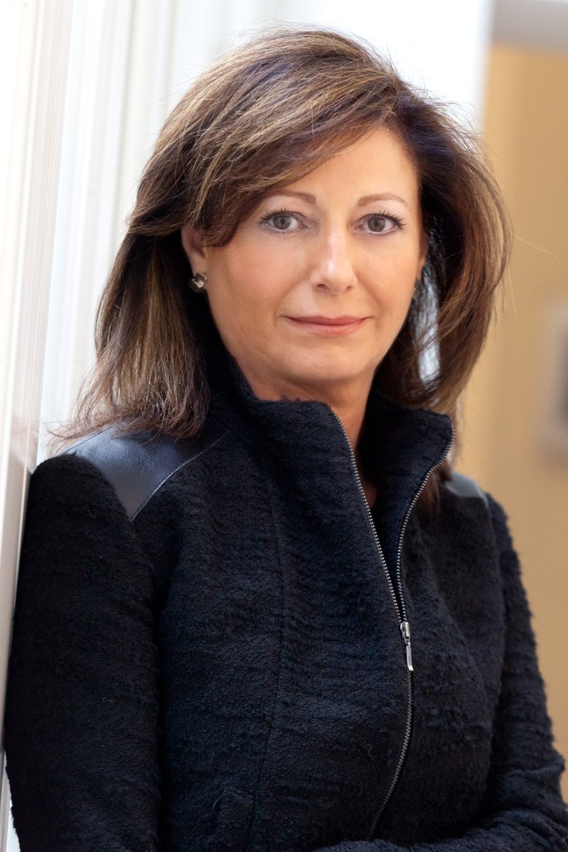 13 de los Top 25 gestores empresariales de España, son mujeres. Y entre ellas, Ángeles Delgado, Presidenta de <a href="/Fujitsu_ES/">Fujitsu España</a>. ¡Enhorabuena!
Lo leemos en <a href="/MuyComputerPRO/">MuyComputerPRO</a> ▶ okt.to/CDIxiG