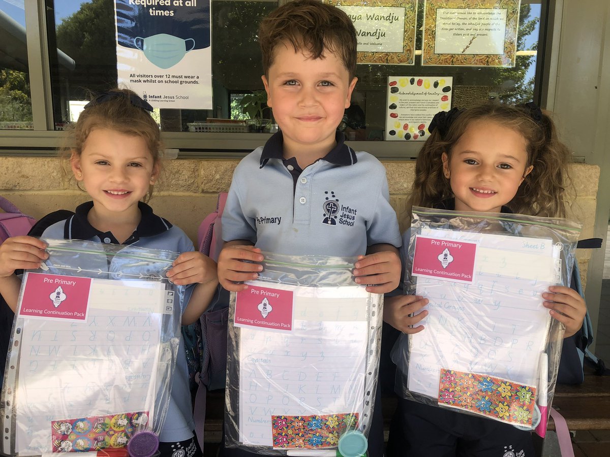 InfantJesus54's tweet image. Yesterday all of our students brought home a learning continuity pack. This pack is to be kept at home and contains items that will assist our students to learn if they are ever required to quarantine. #LearningContinuity #BePrepared #ExpectGreatThings