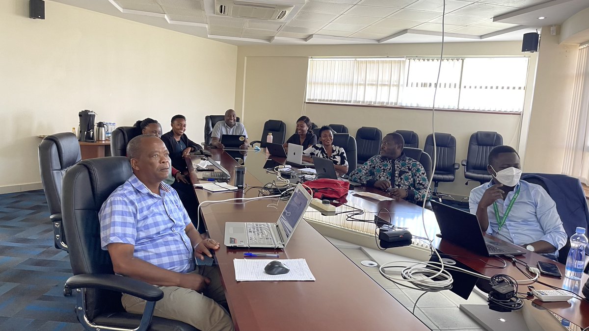 Today's the last day of the final <a href="/african_swift/">GCRF African SWIFT</a> project meeting. Great to get some snaps from our Kenyan team! @icpac_igad <a href="/MeteoKenya/">Kenya Met Department 🇰🇪</a> 📸