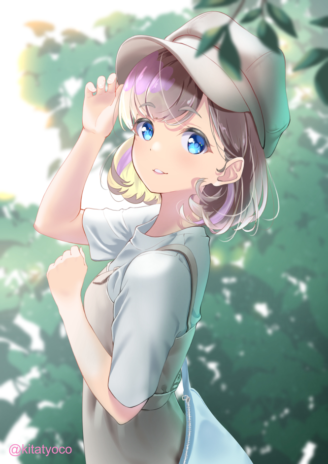 1girl solo blue eyes hat looking at viewer short hair shirt  illustration images