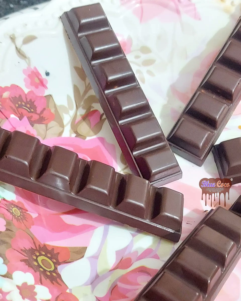 neelamrajput360's tweet image. 'PURE BARS mini'
Couverture Chocolates bars with added nuts and dried berries. 😋

#PureBars #CouvertureChocolate #MiniBars #Nuts #Berries #BlueCoco #Homemade #Gift #Handcrafted #DarkChocolate #Healthy
