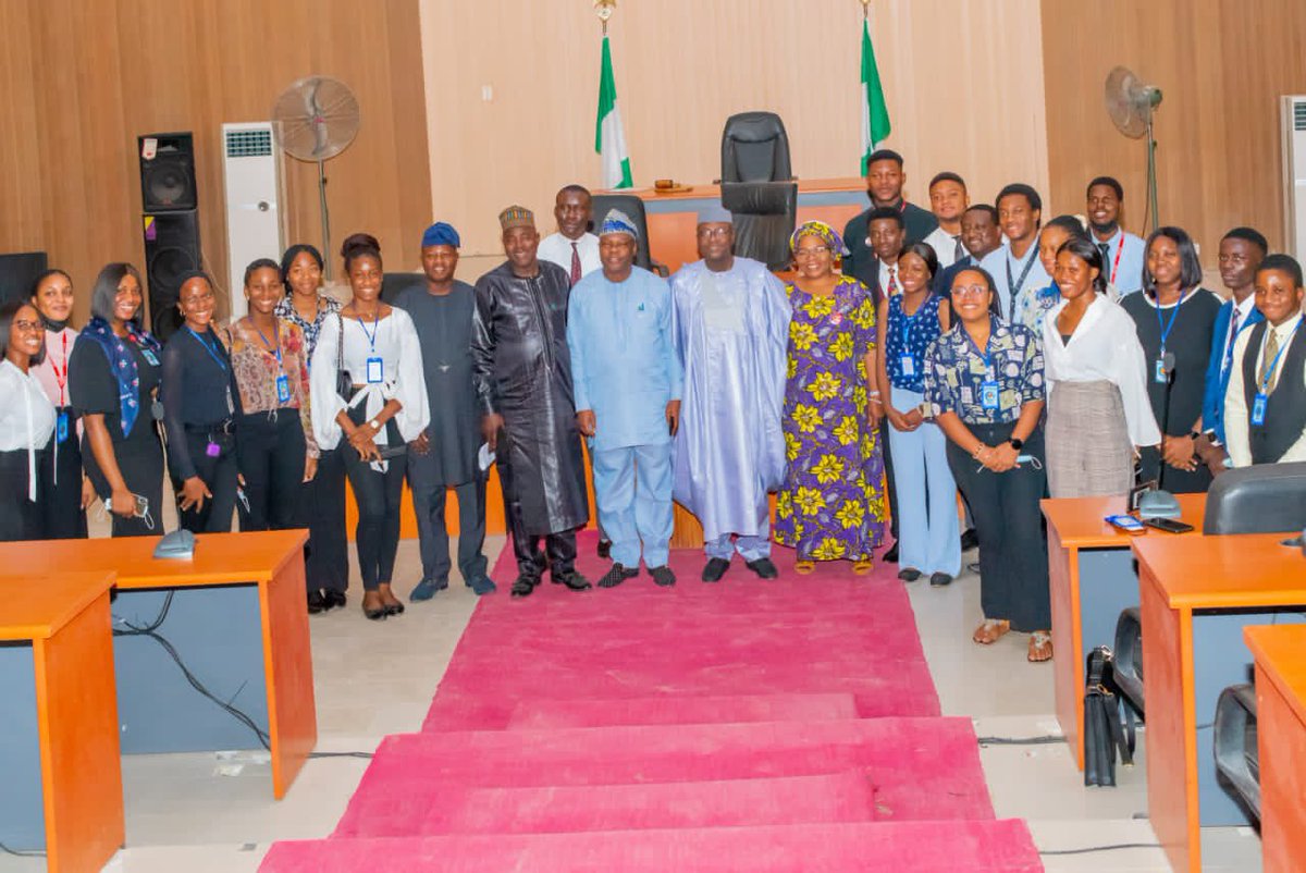 Rt. Hon. Funminiyi Afuye tweet media