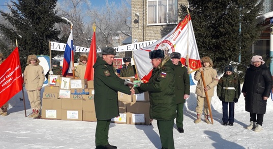 17 февраля 2022 года завершилась традиционная  школьная акция «Посылка солдату», приуроченная к Дню защитника Отечества.

Администрация МБОУ Школы №170 и представители военной части выражают огромную благодарность всем учащимся и родителям, принявшим участие в акции!
