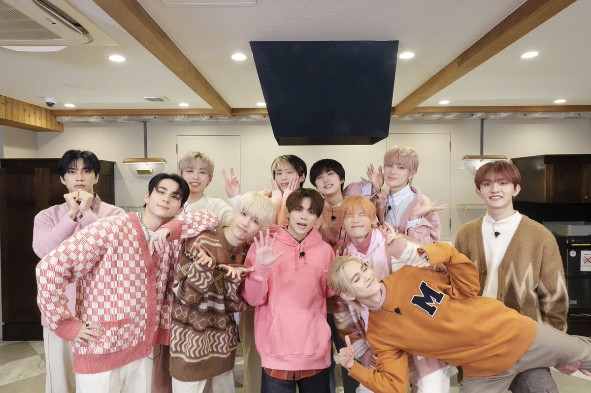 集合写真って誰かは半目だし全員が納得して世に出せる写真ってないもの